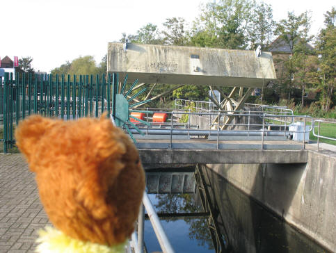 Lock gate at Tonbridge