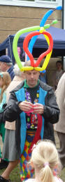 Petts Wood May Fayre - Balloon modelling man