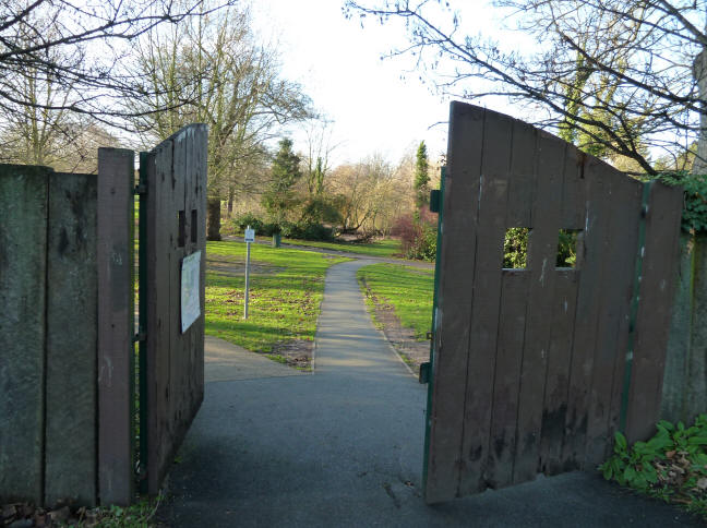 Side gate in Priory Park