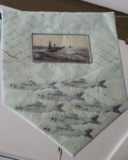 Quilts 4 London - Silvery Fish pennant