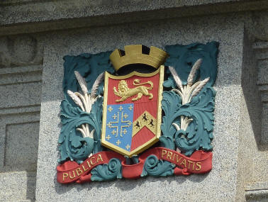 Rochester coat of arms on the bridge