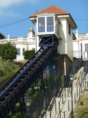 Southend cliff lift