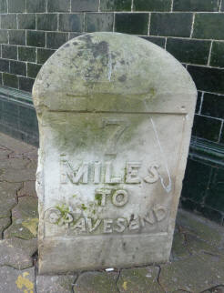 Milestone 7 miles to Gravesend