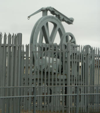 Enderby's Wharf old cable winding gear