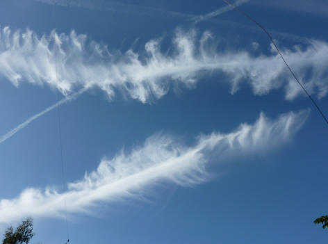 Mares tails clouds