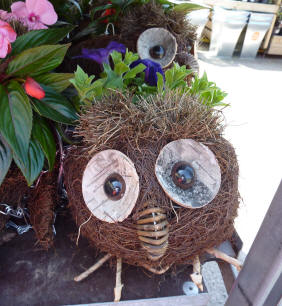 Owl garden ornament