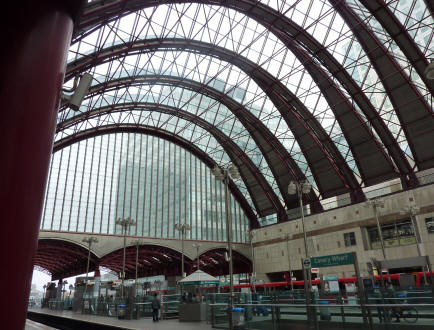 Canary Wharf DLR station