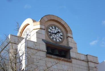 Redhill clock