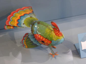 Wind up tin turkey